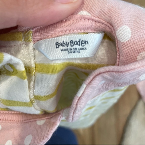 Baby Boden 2 Piece Appliqué Sheep Set - Picture 2 of 5